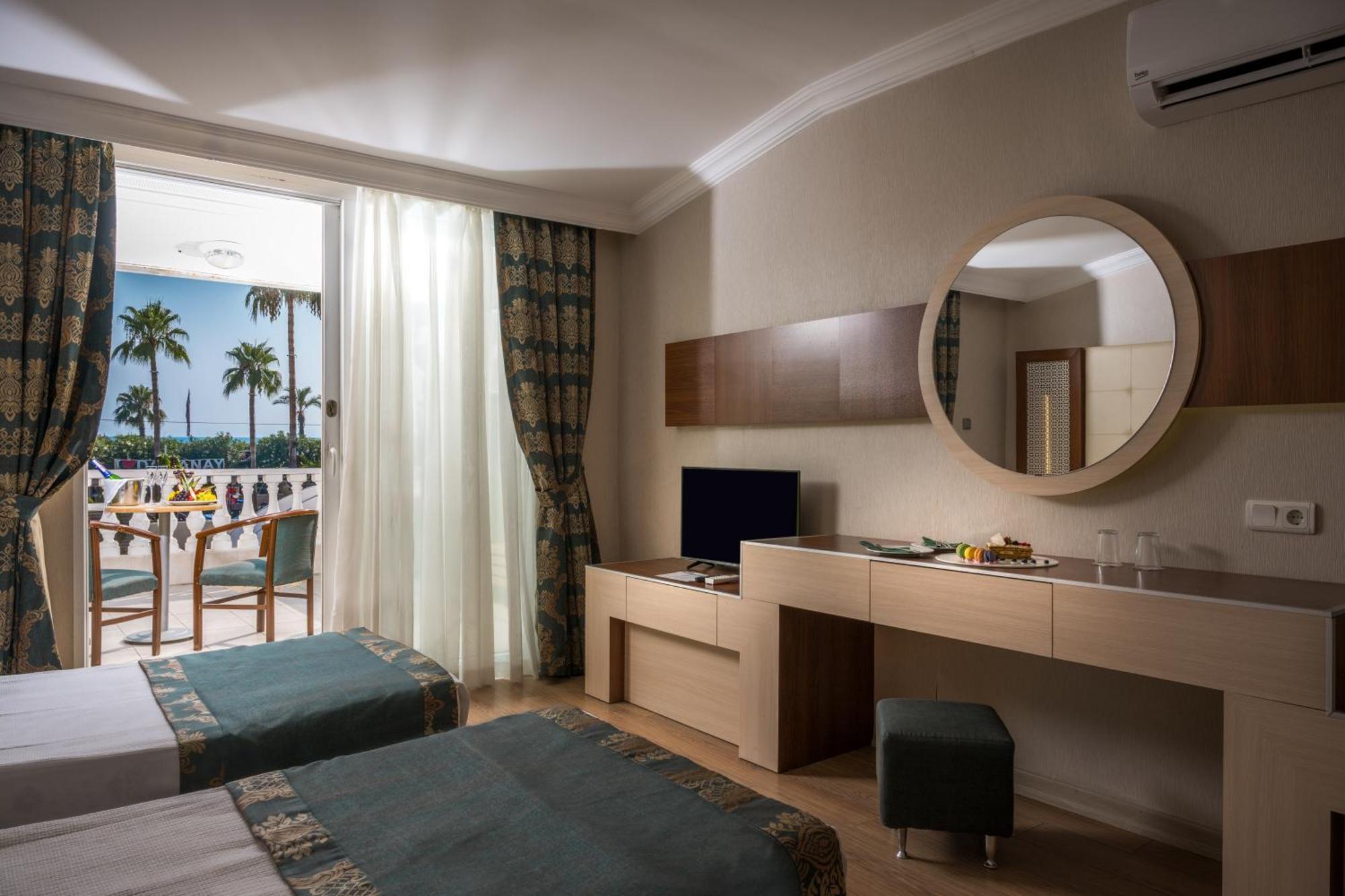 Beach Club Doganay Hotel Konakli Luaran gambar